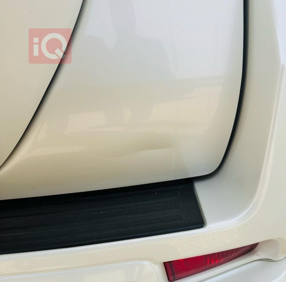 تۆیۆتا لاندكروزر پرادۆ